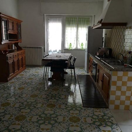 Riccio Apartamento La Spezia Exterior foto